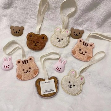 隔日達✨ 韓國小熊 兒童姓名牌 姓名吊牌 書包吊牌 姓名掛牌 背包吊飾 幼兒園 寶寶姓名 訂製 彩色 刺繡