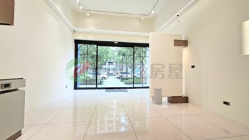 林口家樂福商圈黃金店面｜新北市林口區仁愛路二段