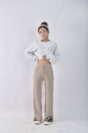 (XL) 高腰質感坑紋杏色長褲