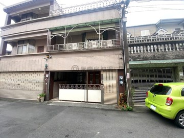 永慶樺蓁宜大旁文教區大地坪孝親房車庫透天｜宜蘭縣宜蘭市進士路二段