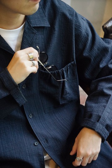 OUTER 日系潮流質感紋理口袋寬鬆外套 古巴領長袖Cityboy藏青男生