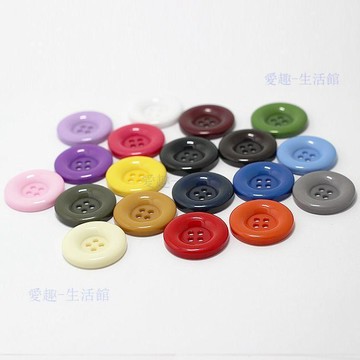【臺灣-出貨】黑色紅色加厚大圓邊四眼手縫釦子大衣外套鈕釦釦子樹脂扣百搭鈕釦06c5
