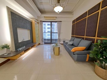 巨蛋漢神商圈捷運宅雙衛浴開窗三房車位｜高雄市左營區安吉街