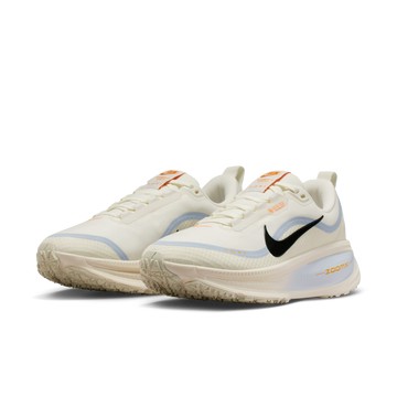 WMNS VOMERO 18 GTX GORE-TEX CREAM BLACK