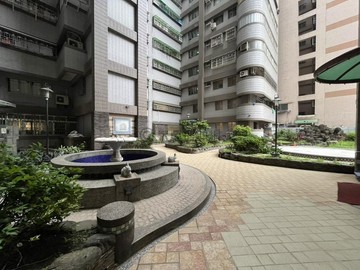 █左營高鐵九品尊座漂亮3房｜高雄市左營區文川路