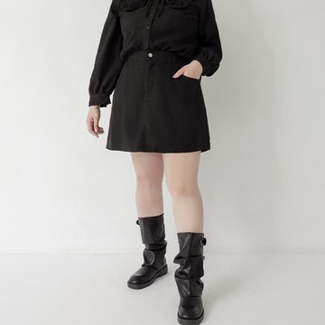 俏皮撞色斜紋A字短裙