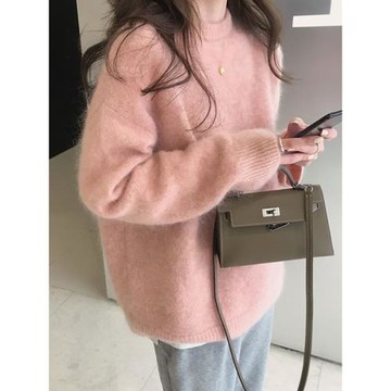 粉色毛衣女2025新款春秋圓領寬松浣熊絨羊毛打底衫加厚軟糯羊絨衫