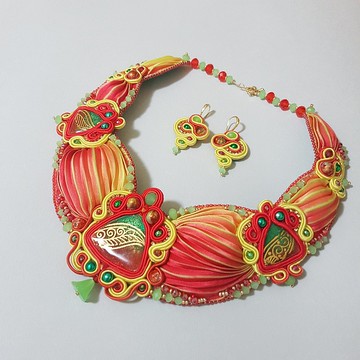 Shibori 項鍊 Shibori 套裝 Soutache 項鍊 一種珠寶套裝