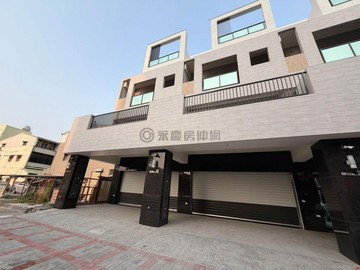 緊鄰新生路旁全新金鑽電梯店住｜台南市佳里區光復路