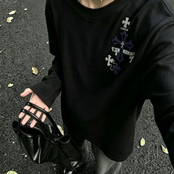 8492 人二度入手🔁美式十字架新款印花男女潮牌長袖上衣寬鬆T恤秋季衣服潮流不起球43GW