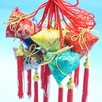 台灣製 粽子香包 端午節香包 項鍊式/一箱100個入(定100) 成品 鹿港阿媽手工香包【APP滿額下單10%點數(單一帳號最高5000點)】1/31止