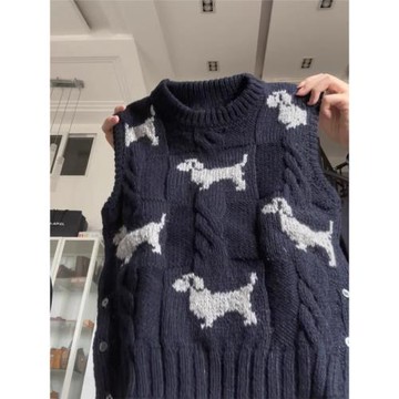 2025冬季新款高級感小洋裝卡通刺繡羊毛背心馬甲女外穿短款針織衫