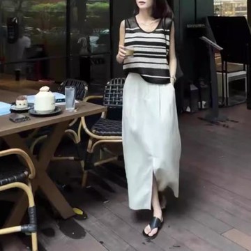 70097大愛美依緣2025新款韓版時尚無袖條紋背心高腰開叉半身裙女