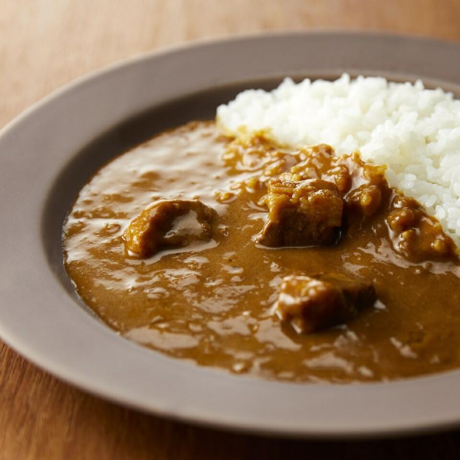 にしきや ゴルゴンゾーラビーフ カレー 180ｇ クリエイティブ シリーズ 中辛  高級 レトルト 無添加 レトルトカレー 絶品 グルメ 仕送り プレゼント にしき食品