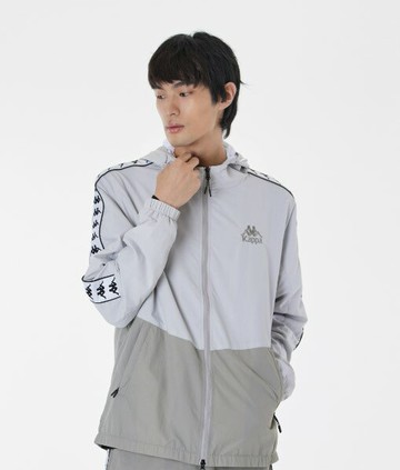 KAPPA 24 男女適穿 BANDA串標抗UV防潑水連帽外套 防潑水加工處理，防風、防小雨 / 371N8SW