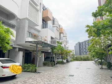 竹南台積電旁大地坪邊間全新美透天｜苗栗縣竹南鎮仁愛路
