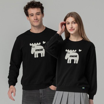 moz瑞典 毛巾繡愛心駝鹿 100%純棉 大學T-黑色(亞洲版) 男女共款