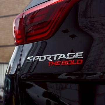 Bible Auto Sportage The Bold 車用標誌  Kia Sportage  紅色