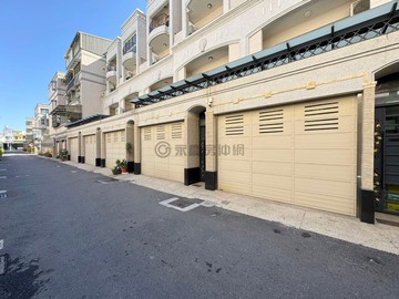 仁武近榮總文華苑車墅11年屋八卦國小出家門就遇見｜高雄市仁武區永新六街