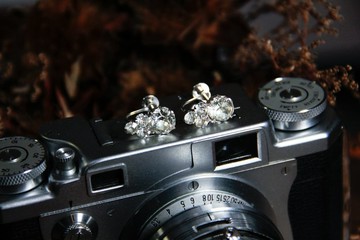 【老飾品/西洋老件】VINTAGE大小排列經典萊茵石古著夾式耳環