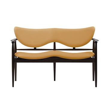48 Sofa Bench 雙人扶手椅（胡桃木 / 沙色皮革）