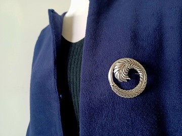 vintage jewelry 古董典雅胸針 Trifari 銀色羽毛別針