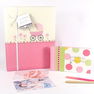 粉紅花圈 76全彩頁 買大送小(贈品已改版)【GWC-寶寶紀錄本/成長