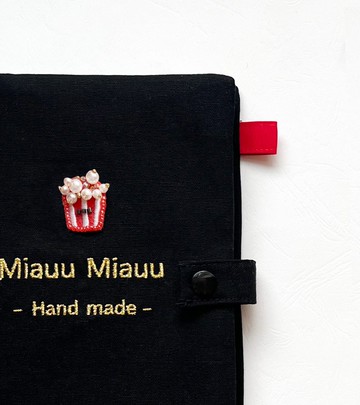 爆米花刺繡 書衣 護照套 手帳 寶寶手冊套 /媽媽手冊套