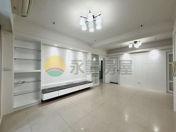 亮✨農十六京城巴黎｜高樓景觀美三房車位｜高雄市鼓山區富農路
