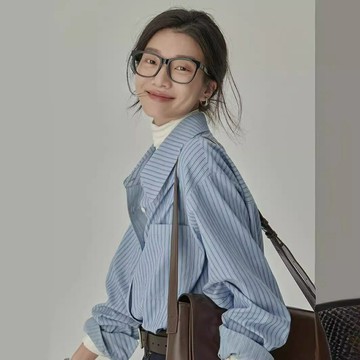 【復古港風】條紋襯衫 襯衫女 條紋襯衫女 寬鬆襯衫 設計感襯衫 顯瘦版型 藍白條紋 通勤休閒兩穿 春秋疊穿必備