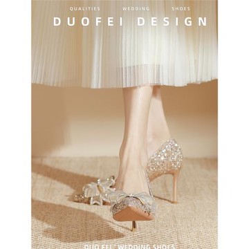 香檳色金色水晶高跟鞋女新款18歲成年禮法式小眾高級感婚鞋新娘鞋