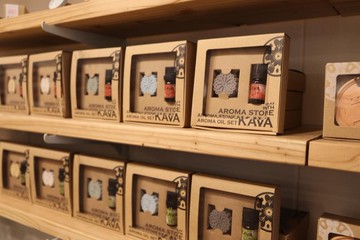 來自日本沖繩限定新垣瓦片精油擴香~~小方塊組合(香氛系列)