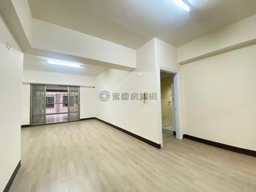 近88交流道頂新商圈稀有大露臺3房2衛+平車｜高雄市鳳山區過仁街