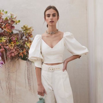 自制歐洲站ins超火心機V領白色泡泡袖露臍上衣女短袖夏季裝新款潮