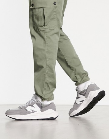 New Balance 5740 trainers in grey and white
