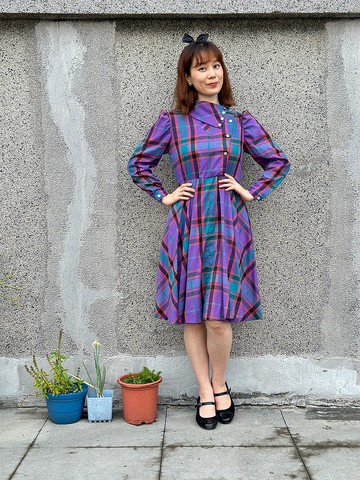 紫色格紋斜領棉布洋裝