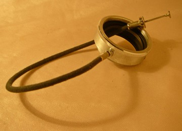 Pentacon 微距鏡筒 M42 和釋放線可在鏡頭精細條件下驅動自動光圈