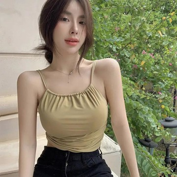 台灣出貨 冰絲辣妹吊帶背心女 帶胸墊背心 性感背心 無袖上衣 夏季背心 女生內搭衣 女背心 冰絲背心 女生背心 美背上衣