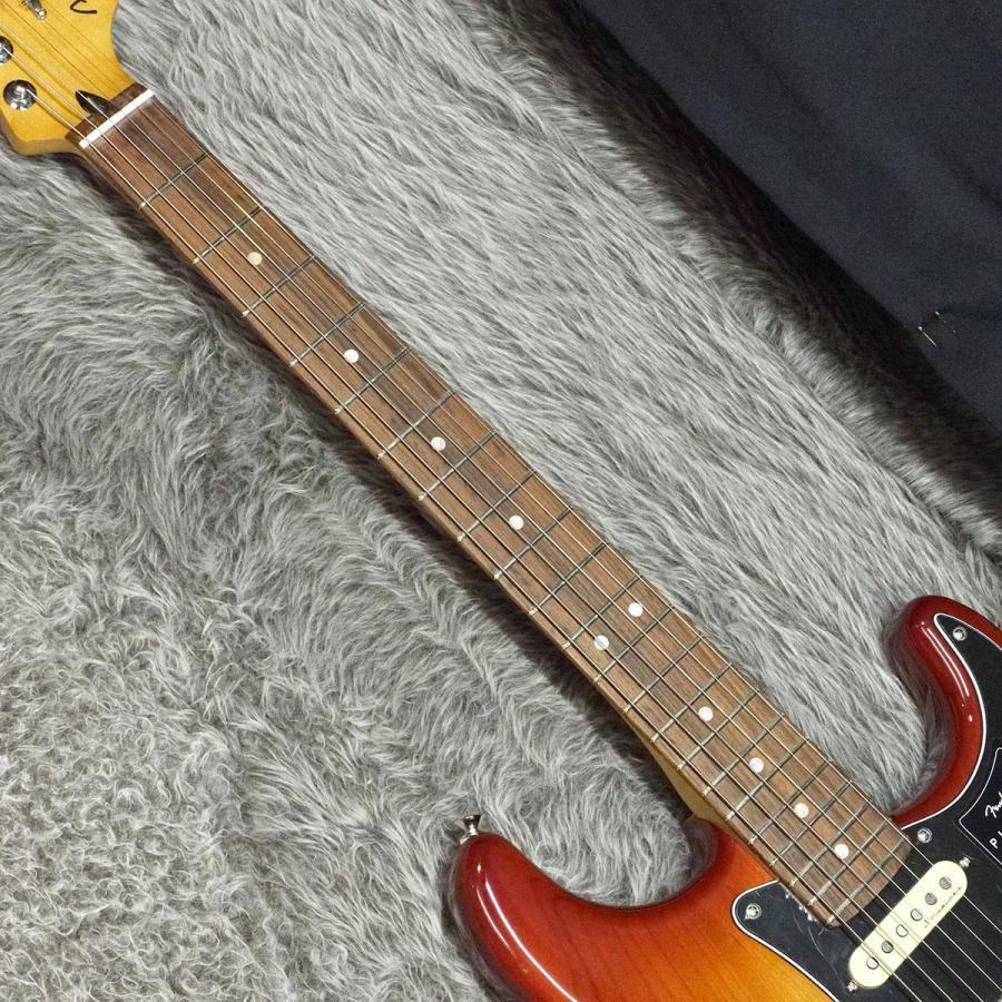 Fender Player Plus Stratocaster PF Sienna Sunburst