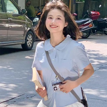 【PING'S🌞】法式 洋氣 減齡 藍色 短袖 襯衫 春夏季 設計感 修身 氣質 短款 娃娃領 上衣 女