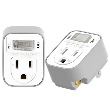 iPlus+ 保護傘 1切1座3變2小壁插 PU-1112A 新安規 台灣製