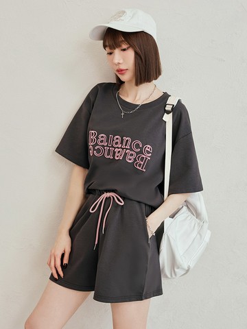 太空棉立體字母毛巾繡寬鬆短袖上衣