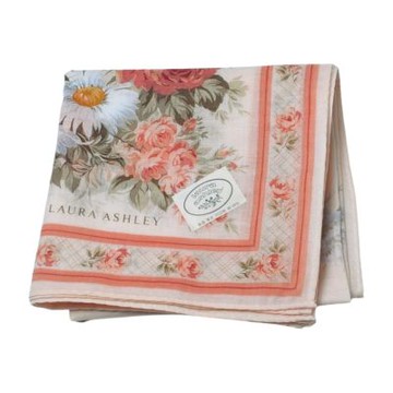 Laura Ashley 日本製粉底繁花品牌字母LOGO帕領巾(50CM)