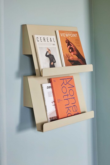 【HÜBSCH】021926 沙岸鋼製壁掛架 雜誌架 HUBSCH