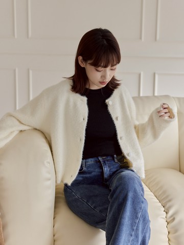 極軟毛毛小圓釦針織