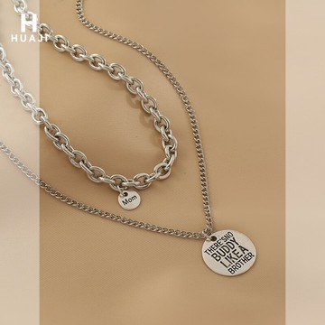 花跡字母圓片吊墜項鏈女嘻哈個性設計感雙層疊戴鎖骨鏈衛衣鏈