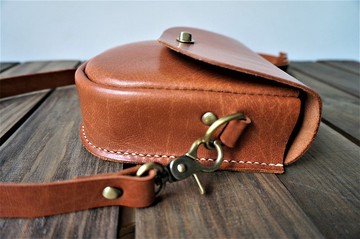 側背包 // Shoulder bag // 單肩包 // 簡約 // 可專屬刻字