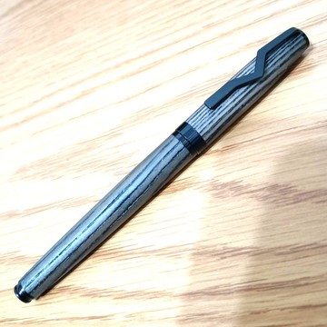 木筆 天然木紋 原木 花梨木  鋼珠筆  附筆盒  Schmidt 虎之鶴