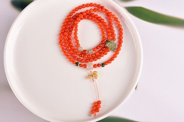 精品四川南紅4圈手鏈 搭配天然和田玉老型 碧玉蝴蝶