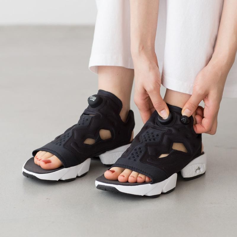 ☆超美品☆リーボック☆ポンプヒューリー☆サンダル 手堅い 